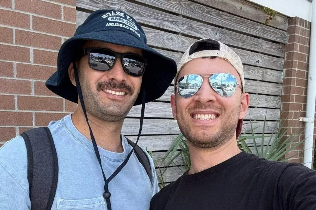 Tramp administrasiyası azərbaycanlı geyi həbsdə saxlayır