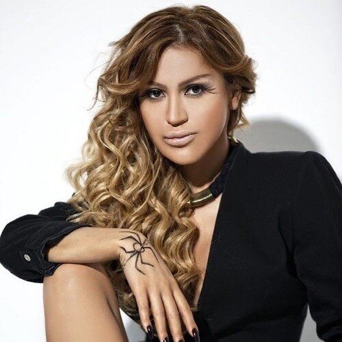 Rəqsanə İsmayılova: “Konsertim Velizara görə ləğv olunmayıb”